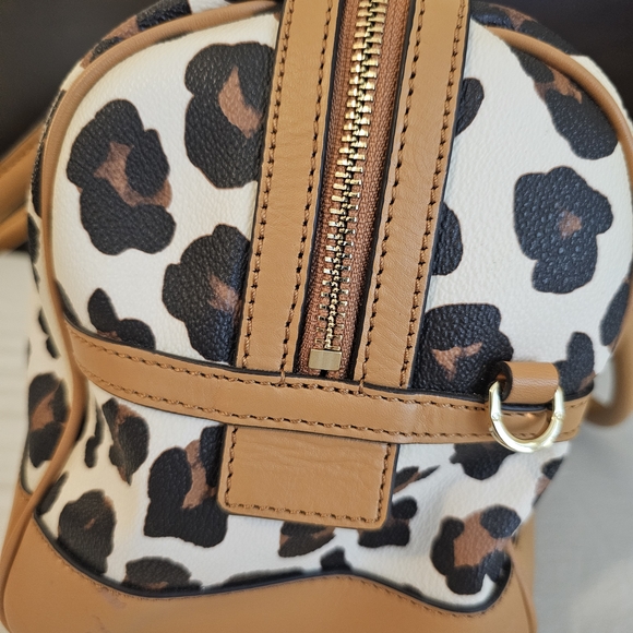 Tory Burch Leopard Print Bag in Tan and Black - Picture 2 of 14